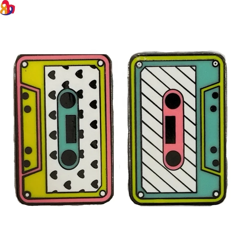 
Cheap recorder design customize lapel pin die cut metal badge emblem for gift 