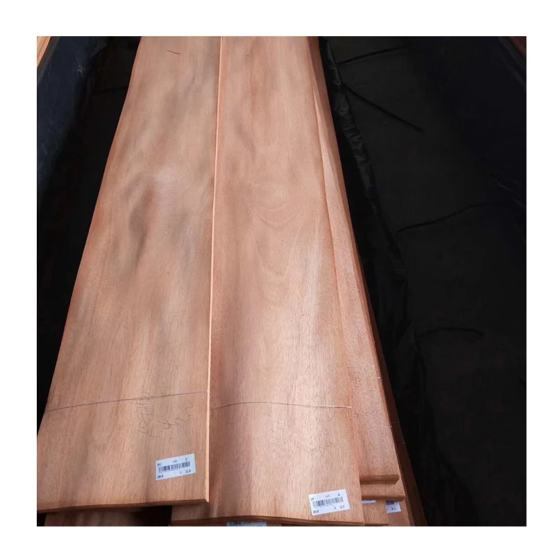 Good Quality  Mahogany Veneer Natural Sliced Wood Veneer Decorative