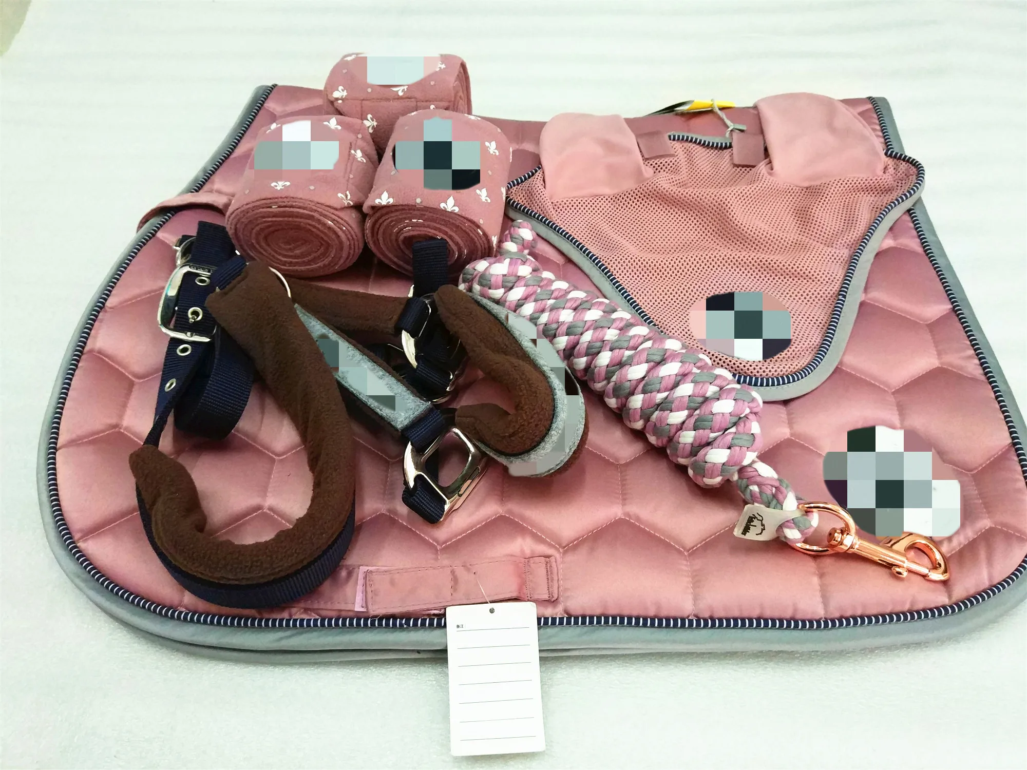 A harness is a set Horse Rug Saddle pad Fly Veils Horse Fleece bandage Horse Halters & Lead Ropes Equestrian Equipment set