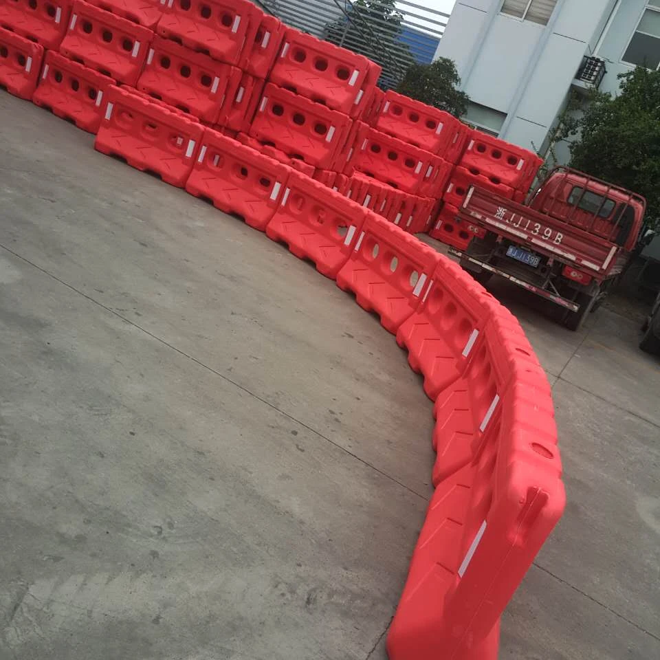 2022 Zhejiang hot sale traffic safety Factory Price water filled barrier high quality road traffic safety safety barrier