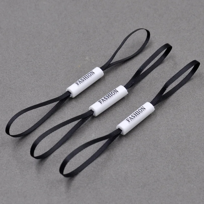 Garment Hangtag String Custom Embossed Brand Name Logo PP Plastic Hang Tag rope