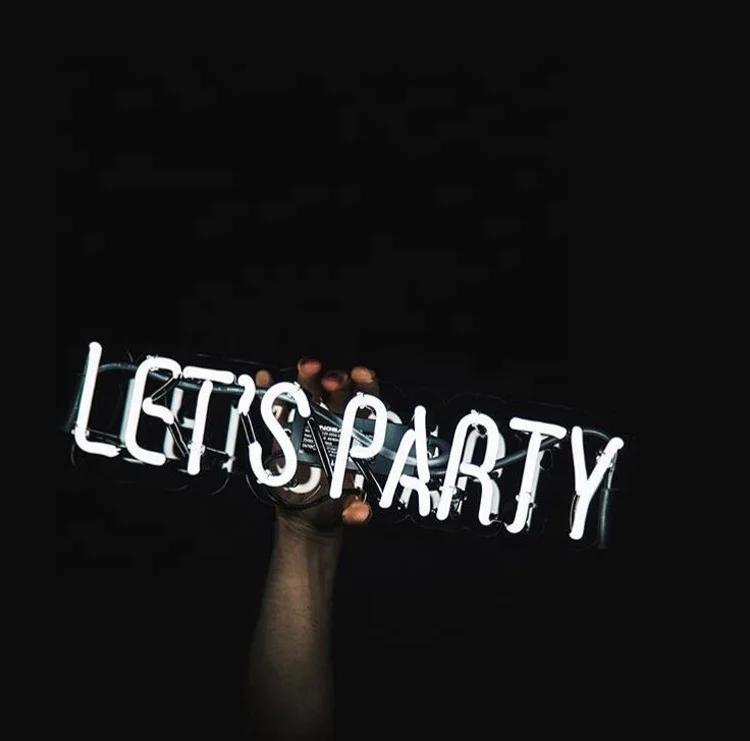 Latest wholesale high quality delivery time is about 7 days personalized neon sign with acrylic board personalized