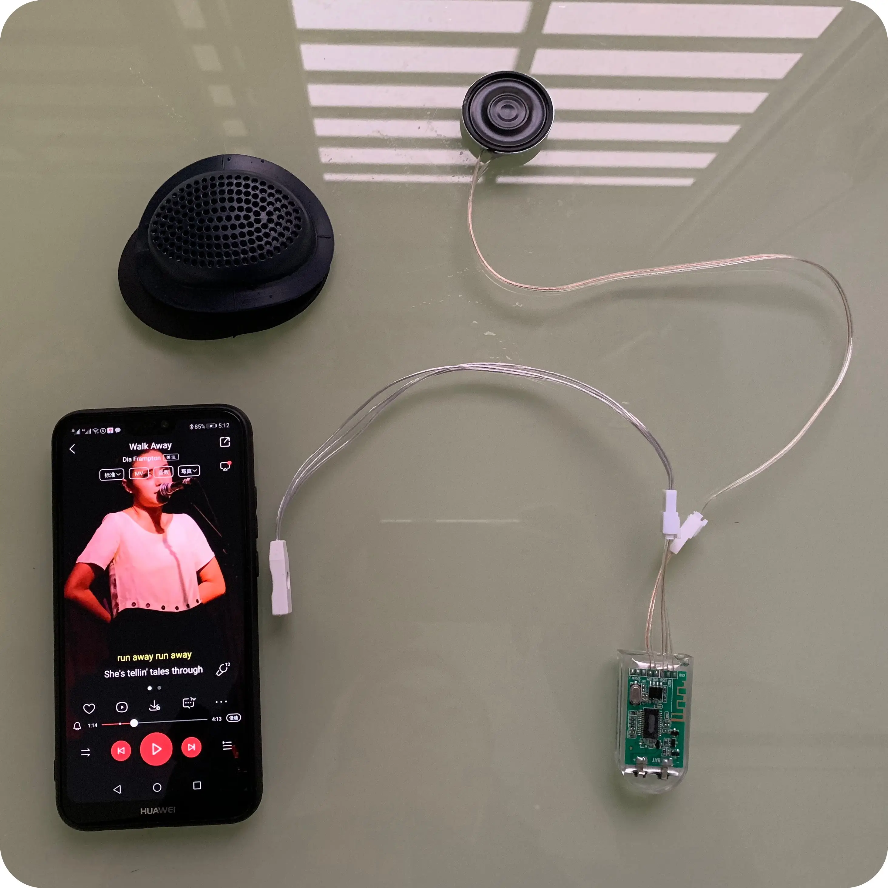 
2019 new bluetooth rechargeable music system devise for shoes 