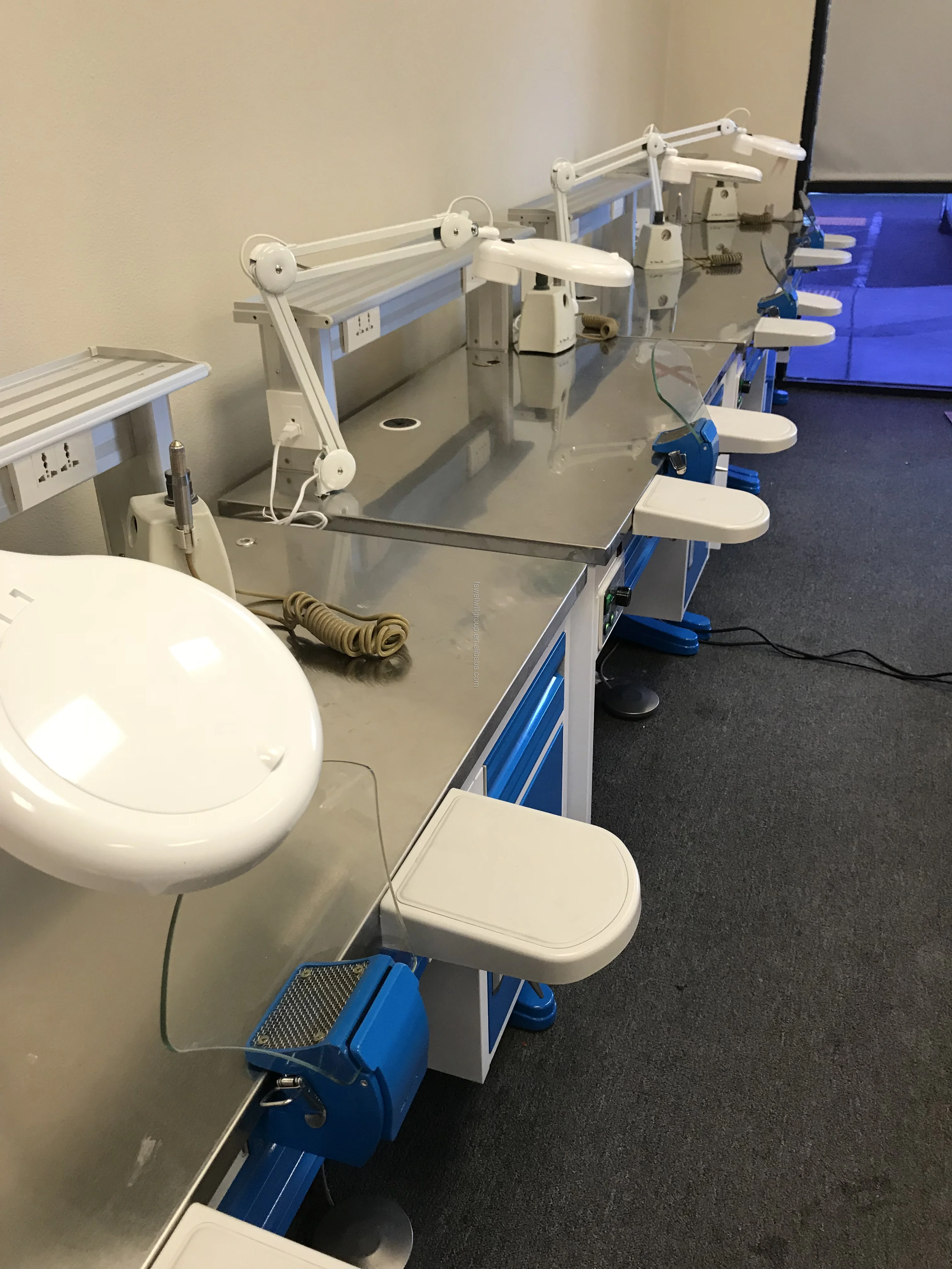 WWG-DS100A новый дизайн стоматологическое лабораторное оборудование скамья