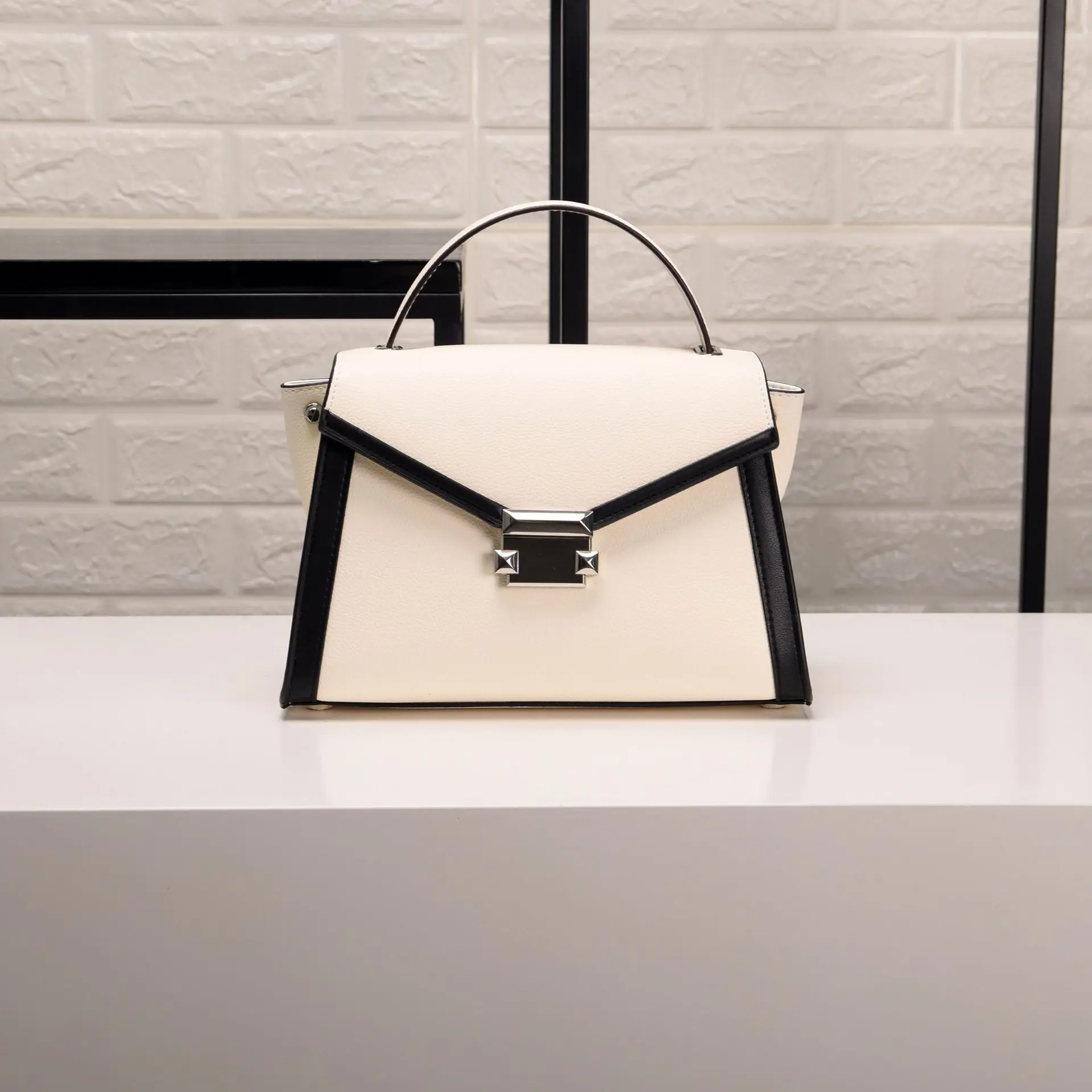 China manufacturers wholesale designer luxury brand women genuine leather handbags messenger hand bags