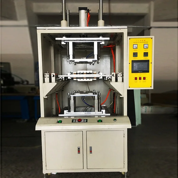 Hot plate welding machine for automobile water tank