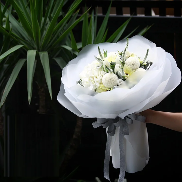 
Best-selling fresh flower packaging paper Custom Latest design foldable double layer waterproof flower wrapping paper 