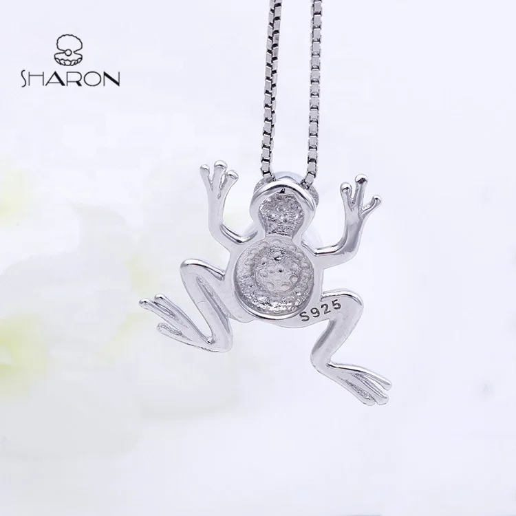 Customized Latest Style Wholesale Fashion Lucky Women Jewelry Design S925 Frog Pearl Pendant Necklace