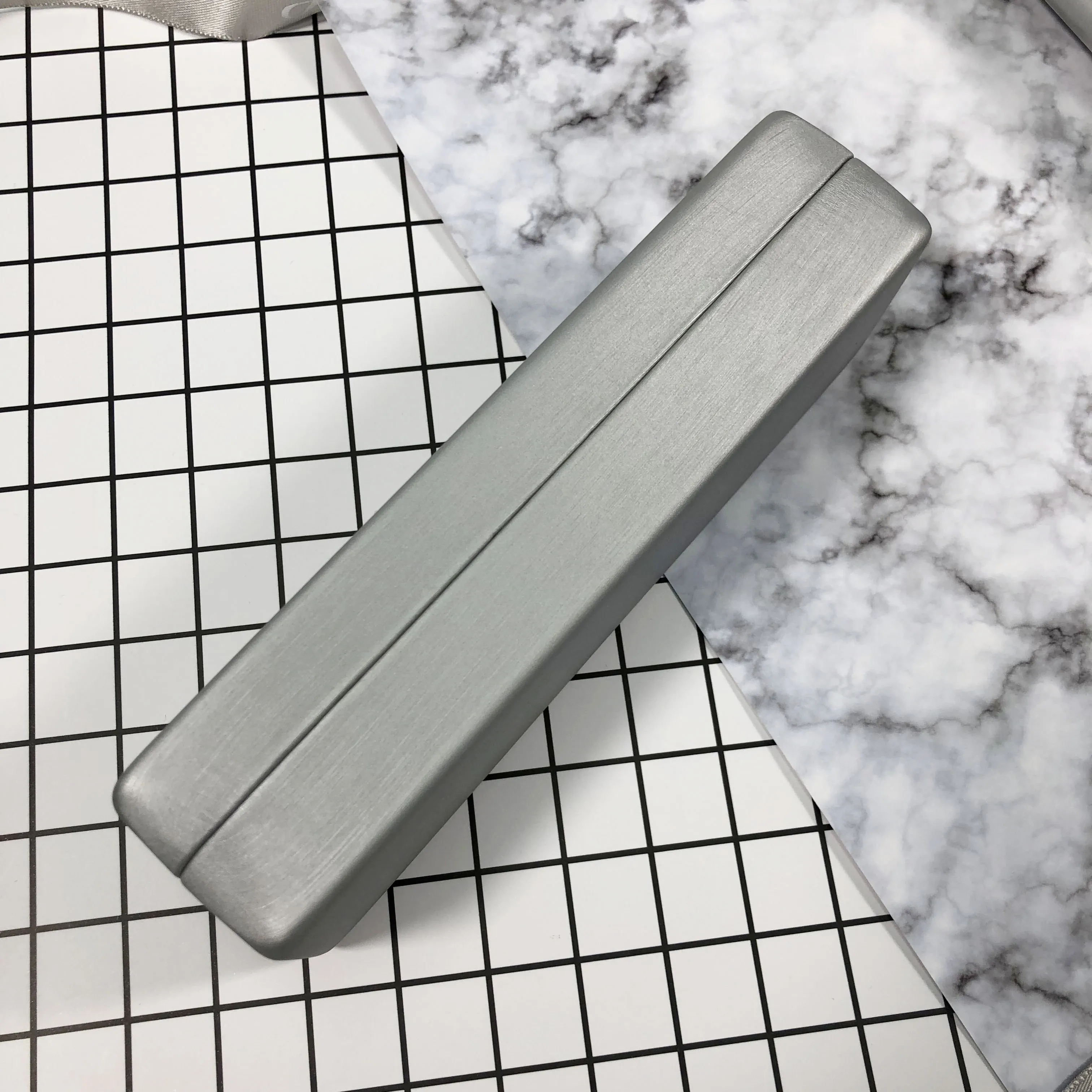 Custom White Black Fashion Sunglass Package Box Case Foldable Sun Glasses Box PU Leather Eye Glasses Packaging Sunglasses Case