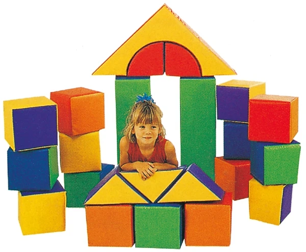 Строительные блоки из вспененного материала с веселым детством