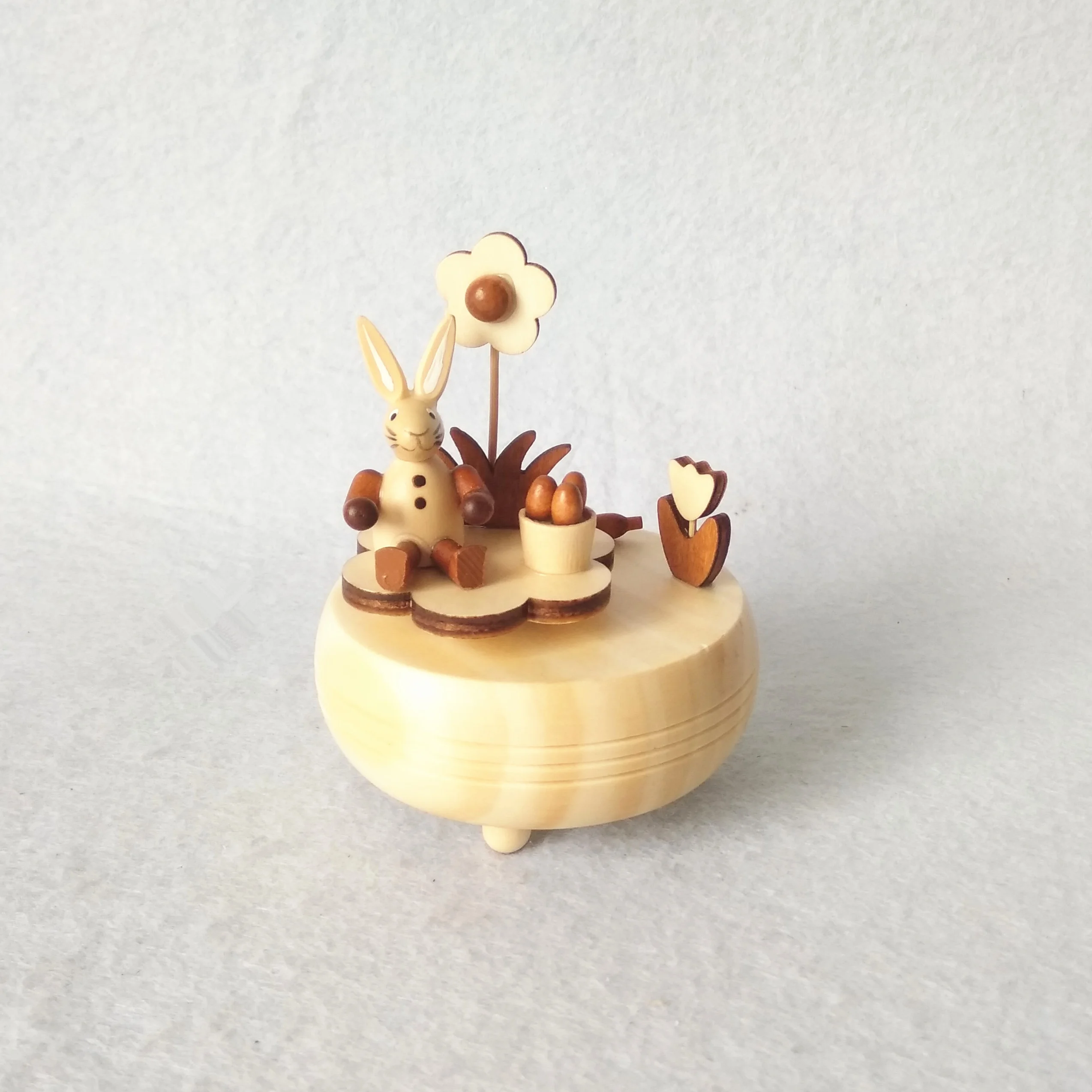 Mini wood round Easter rabbit music box decoration