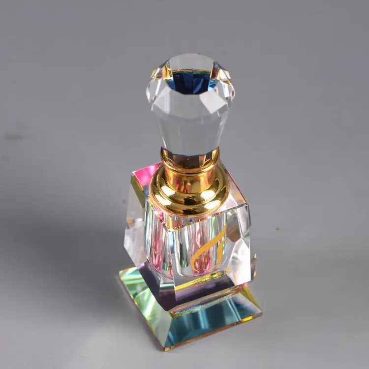 
Wholesale luxury egyptian design crystal oil perfume bottle 
