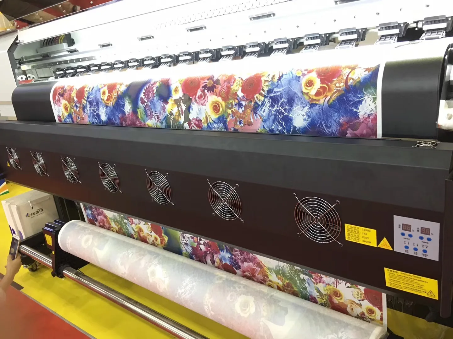 Фабрика питания различных термальность цифровой струйный ролик краситель сублимации передачи бумаги в Гуанчжоу