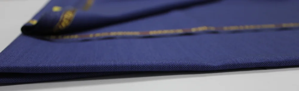beautiful navy color for high quality regular ready stock merino worsted 100 Wool sharkskin suit textile fabric