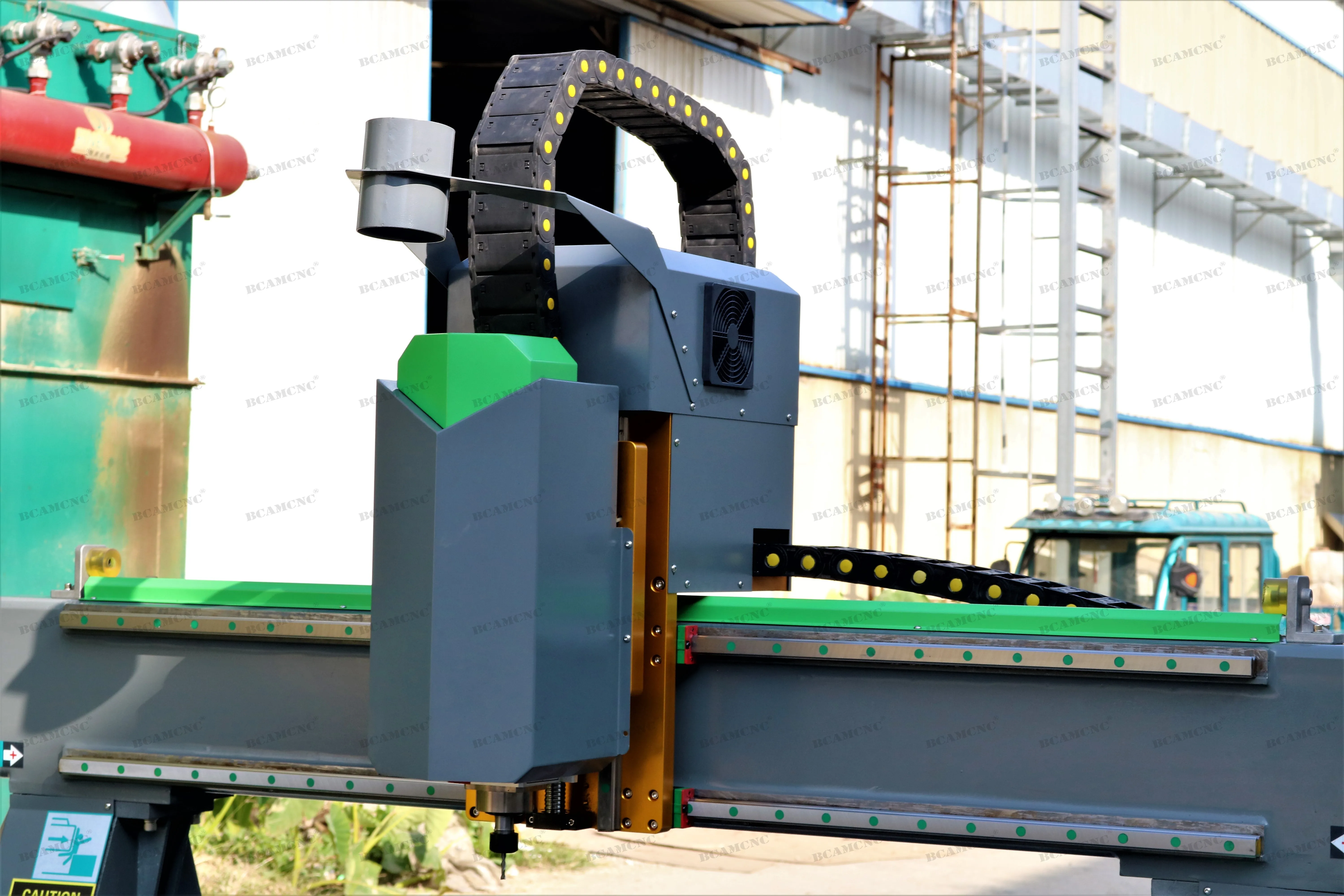 high efficiency woodworking cutting wood carving cnc router machine 1313 for acrylic mdf foam cutting