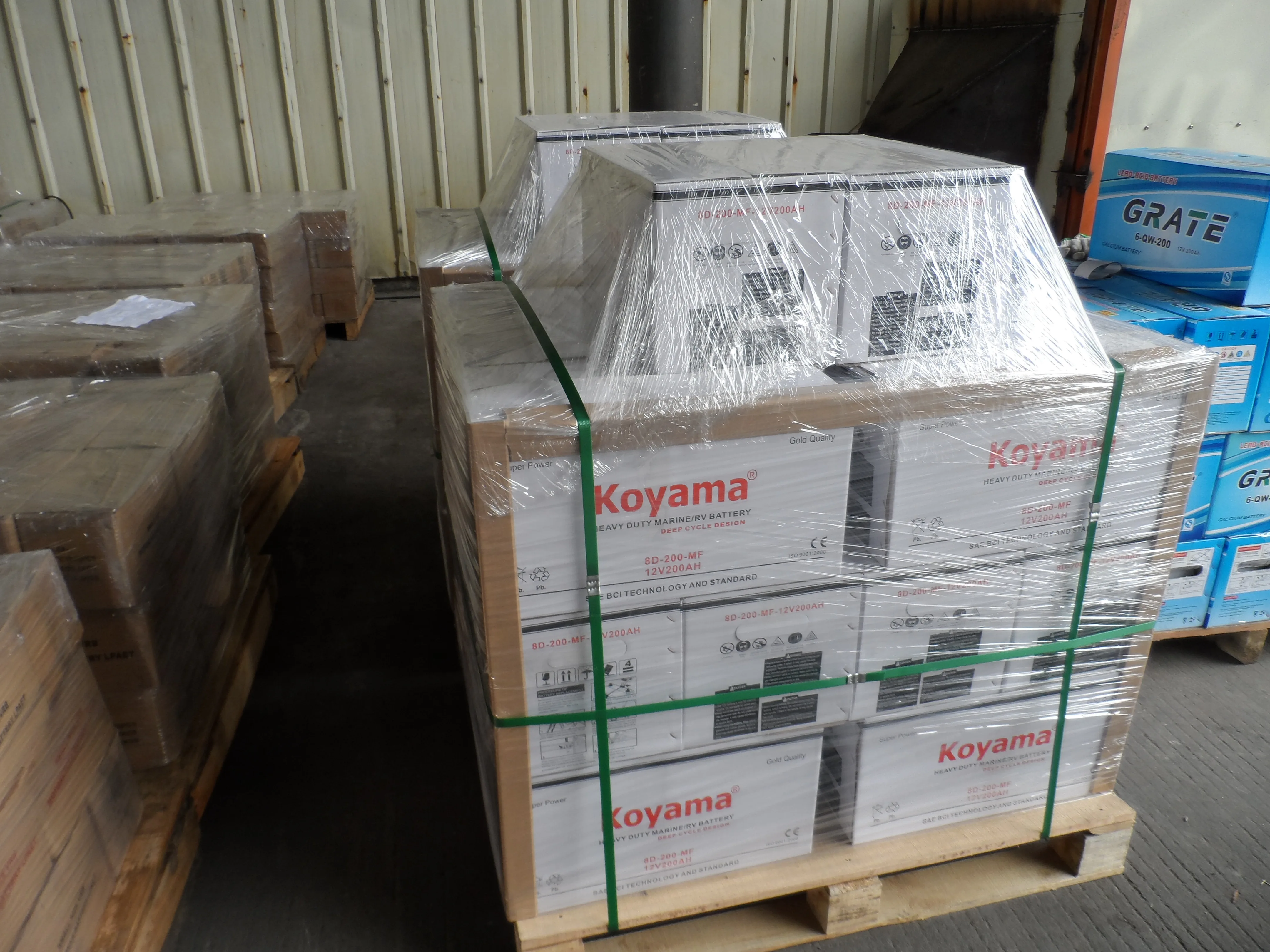 Батареи 12 В для тяжелых дизельных грузовиков 8D-12V200Ah