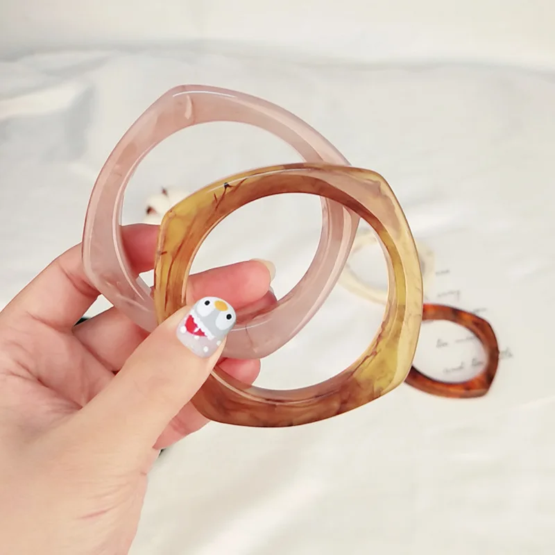 New spring women hot selling triangle square round resin bangles Fashion plastic acrylic bracelets for ladys wholesale Jewellery
