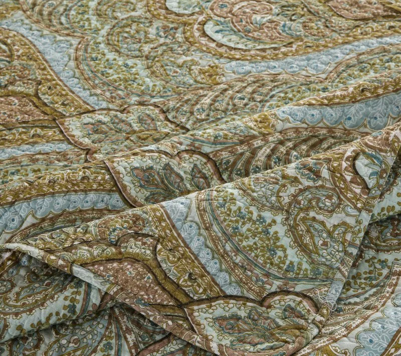 beautiful chinese moire printed patchwork quilt bed sheet