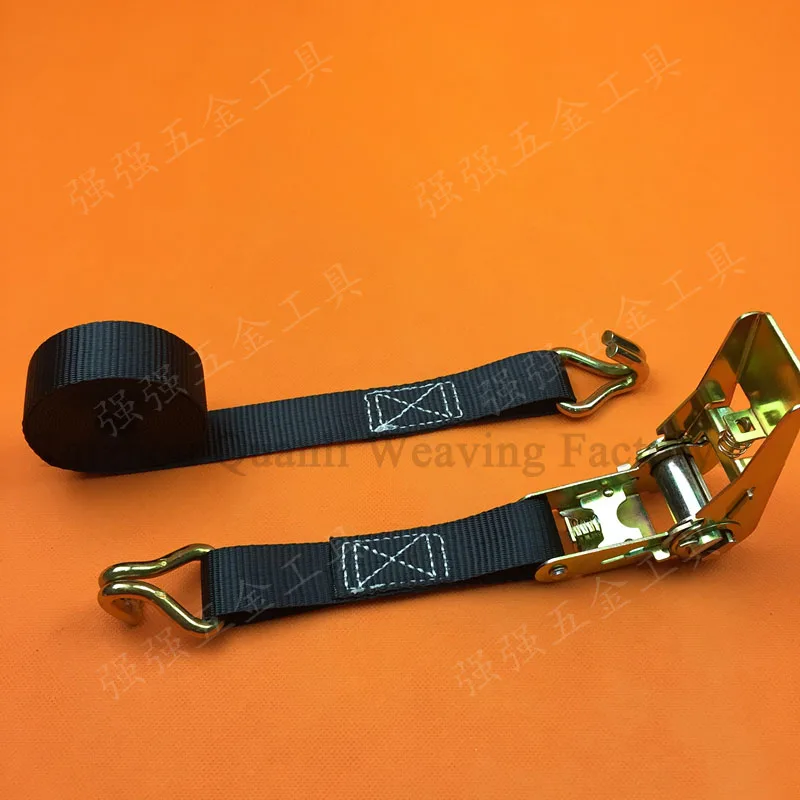 Ремень для крепления груза с храповым механизмом и двойным J-образным крючком