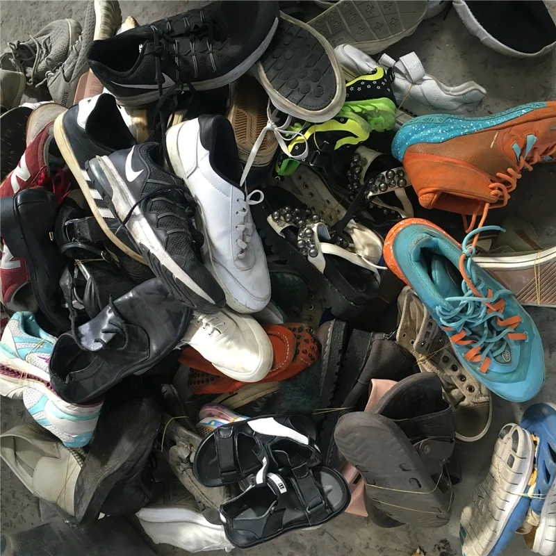 Wholesale selling lots of used shoes good quality used shoes zambia in bales