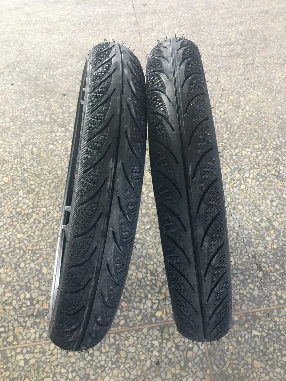 China Sawtooth motorcycle tyre 170.80 15 Fuckstone pattern tyre
