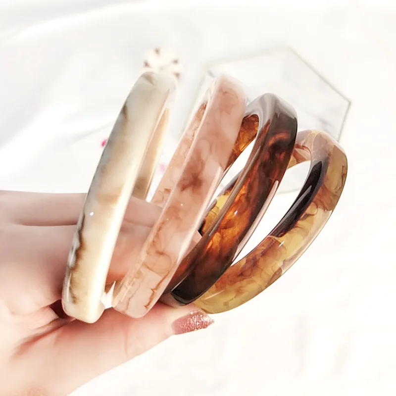 New spring women hot selling triangle square round resin bangles Fashion plastic acrylic bracelets for ladys wholesale Jewellery