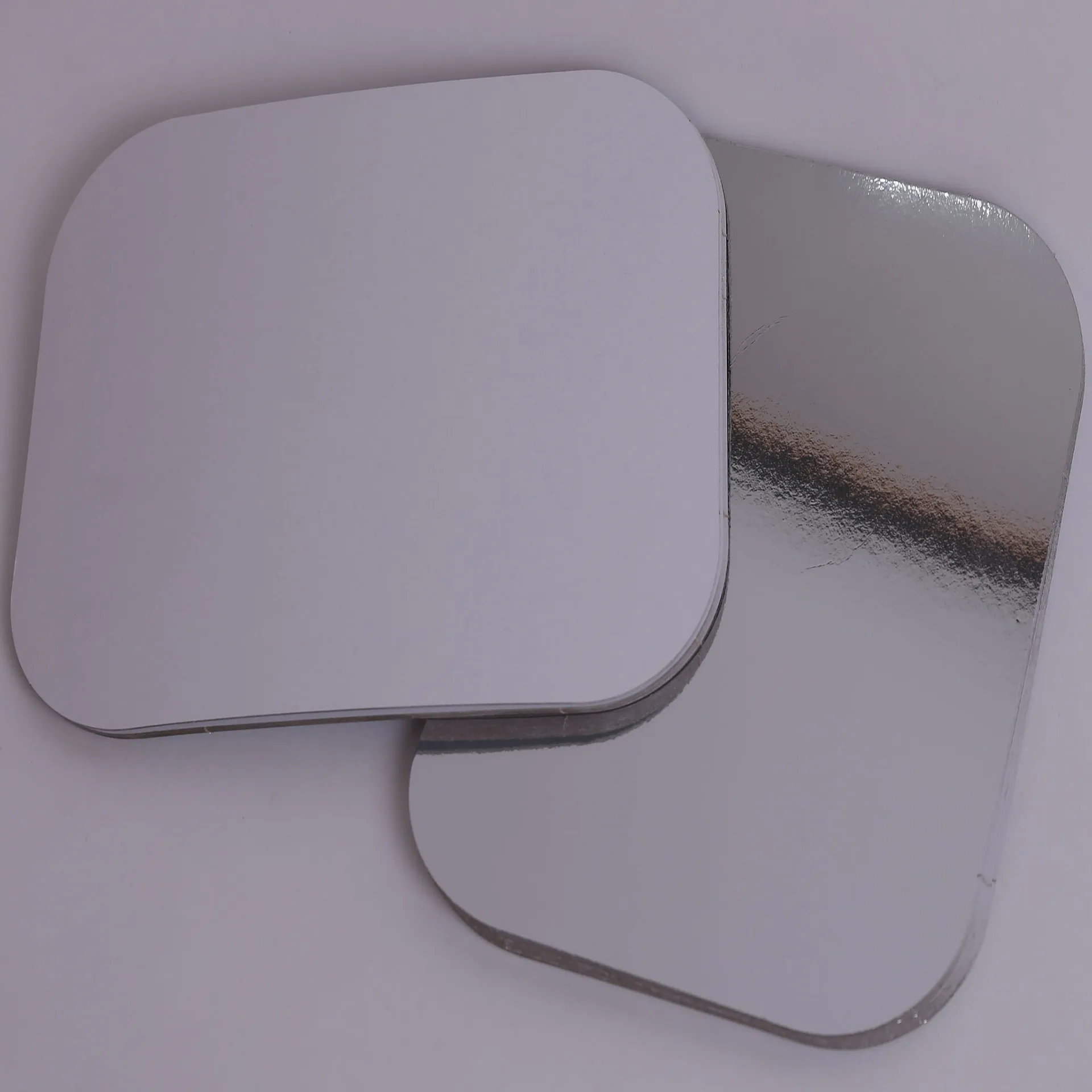 
Metallized paperboard for lid 