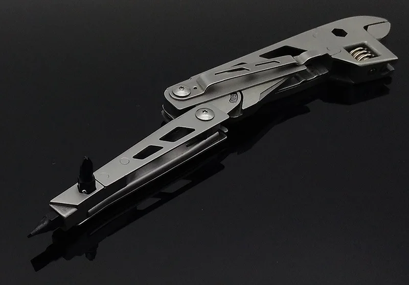 
Stainless Steel Cutting Pliers Multi-tool Adjustable Wrench With Knife and Screwdriver Equipment 