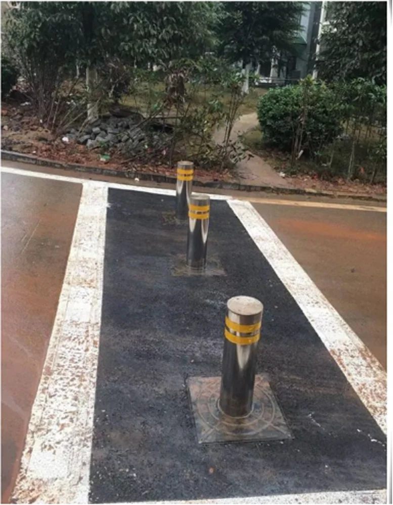 Stainless Steel Metal Traffic Manual Retractable Telescopic Parking Security Bollard For Vehicle Access Control