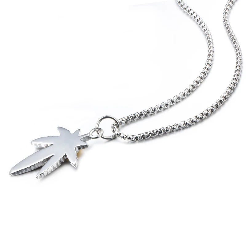 Craft Wolf Stainless Steel Women Men Flying Eagle Necklace Ornament Small batch customization Brand Fashion jewelry factory