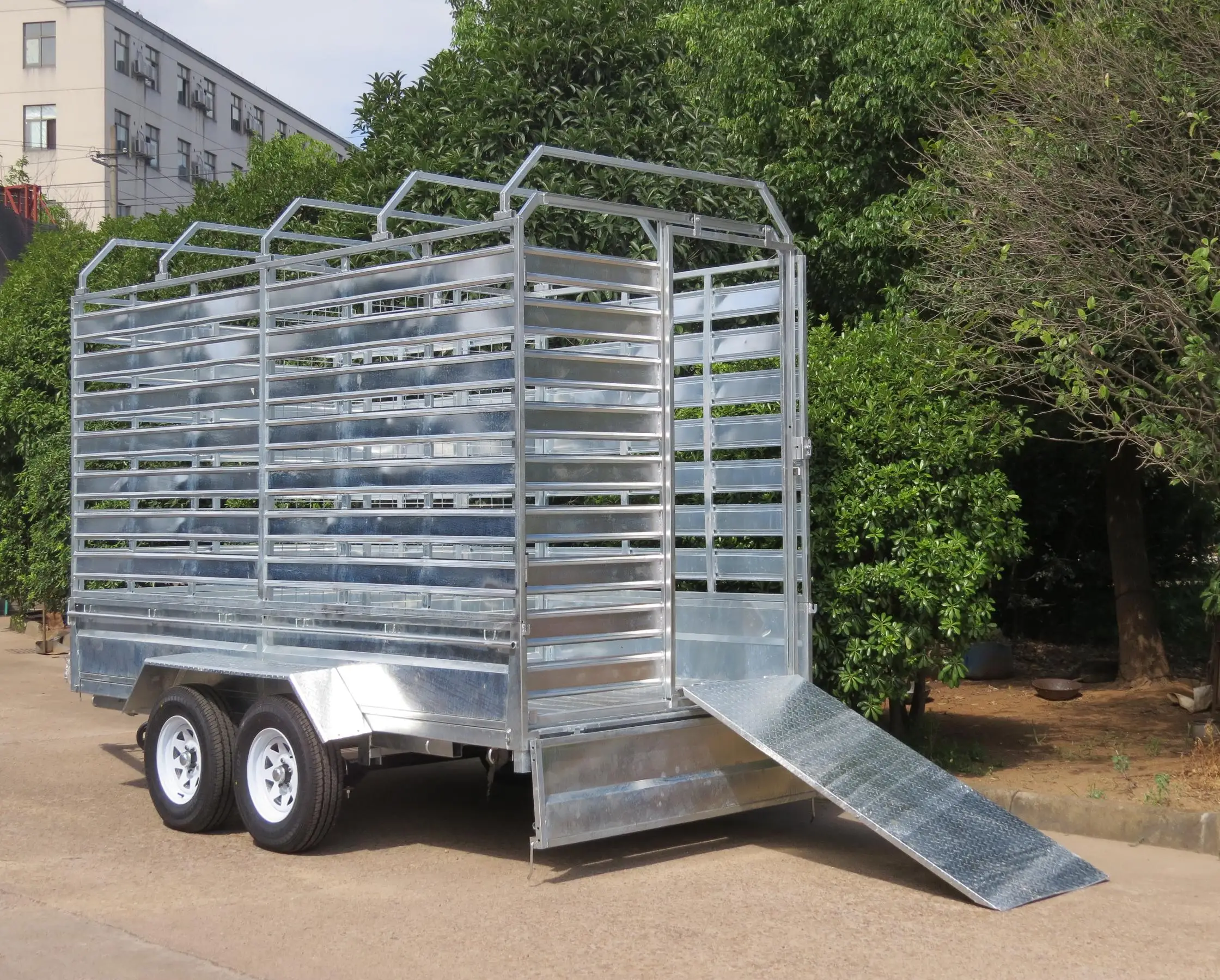 3500kg heavy duty cattle cow sheep crate trailer