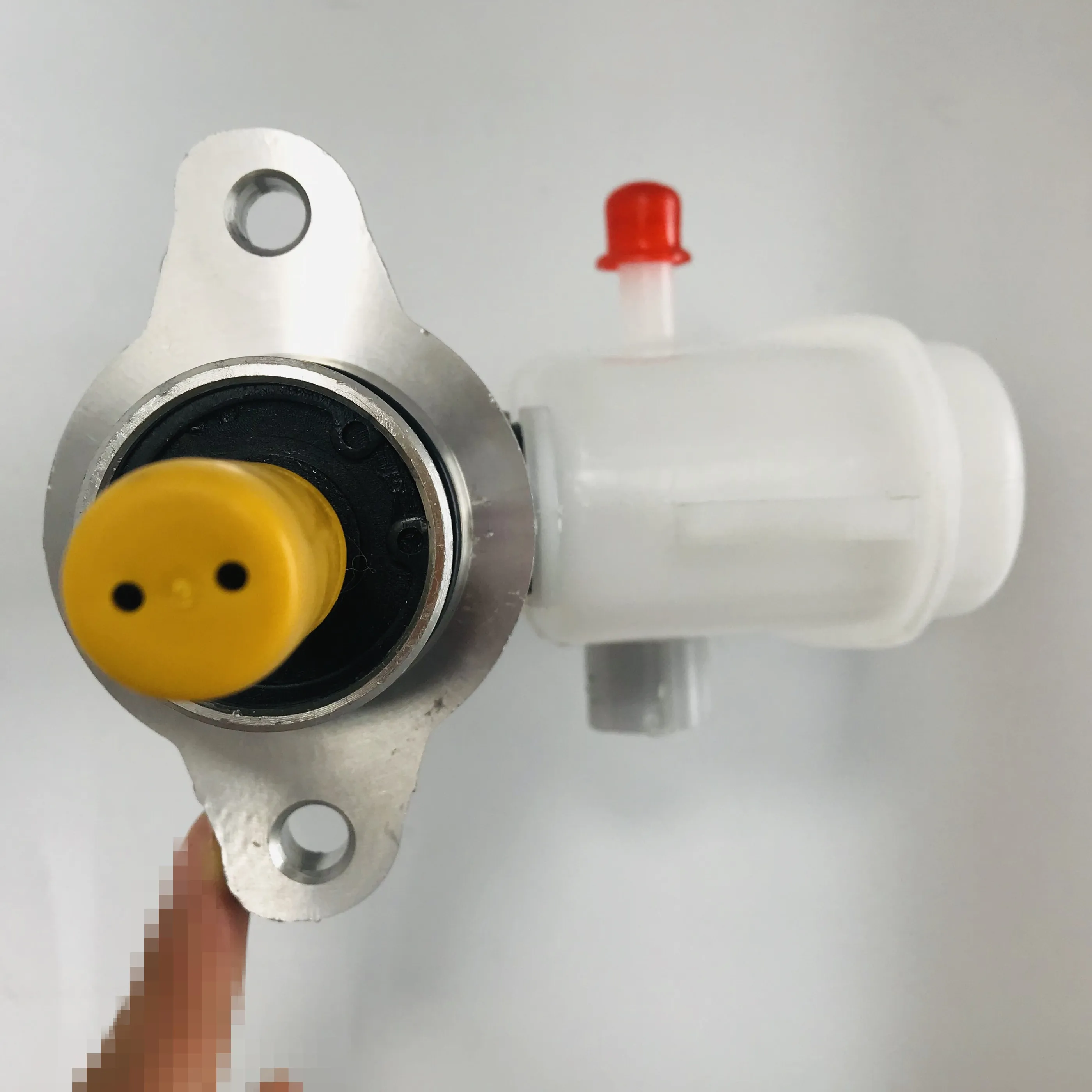 Brake master cylinder pump for toyota prado 47201-0K040