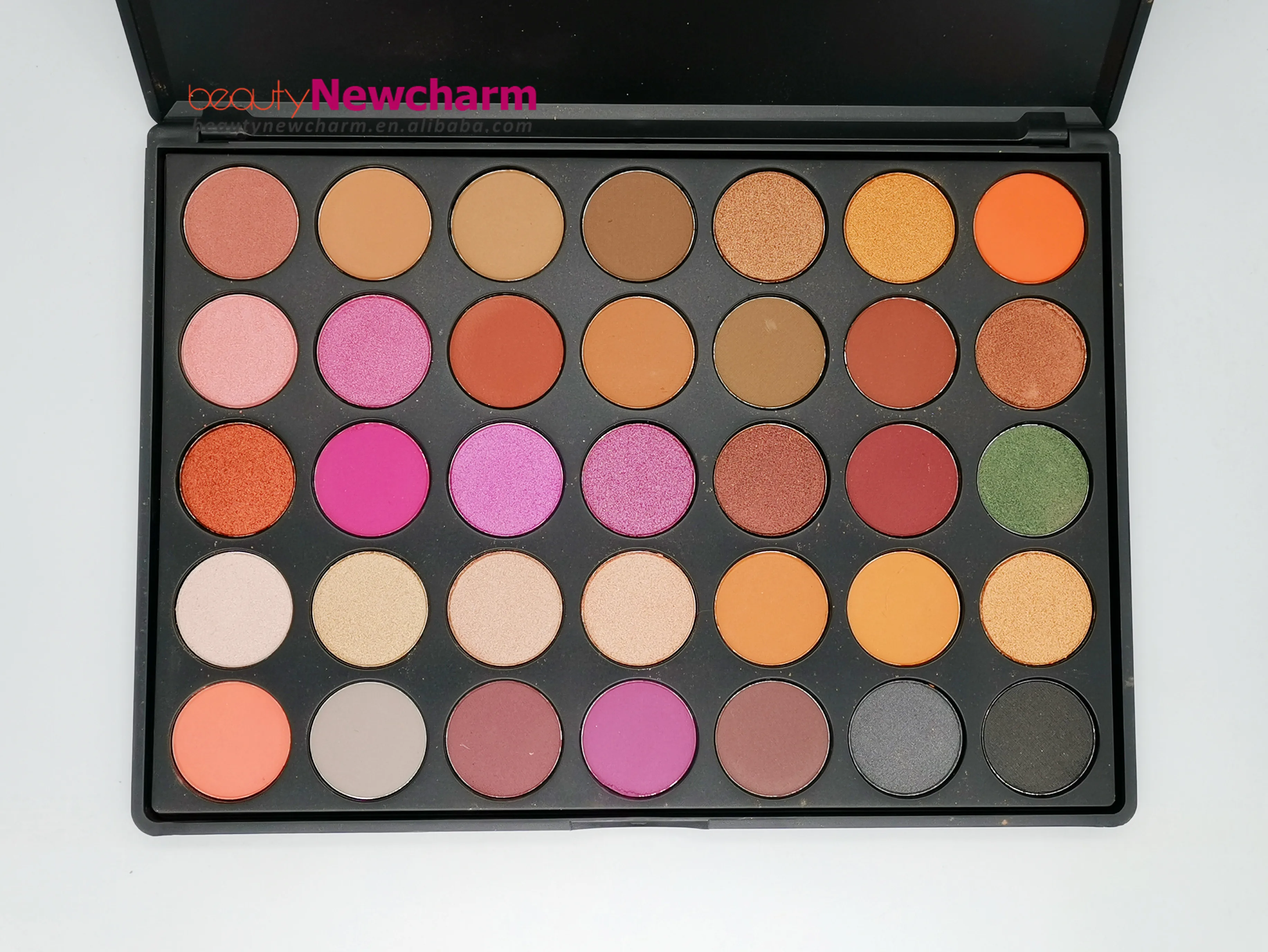 
35 color highly pigmented private label eyeshadow palette Cosmetic Pigment Usage chameleon Eyeshadow Palette Pan vegan makeup 