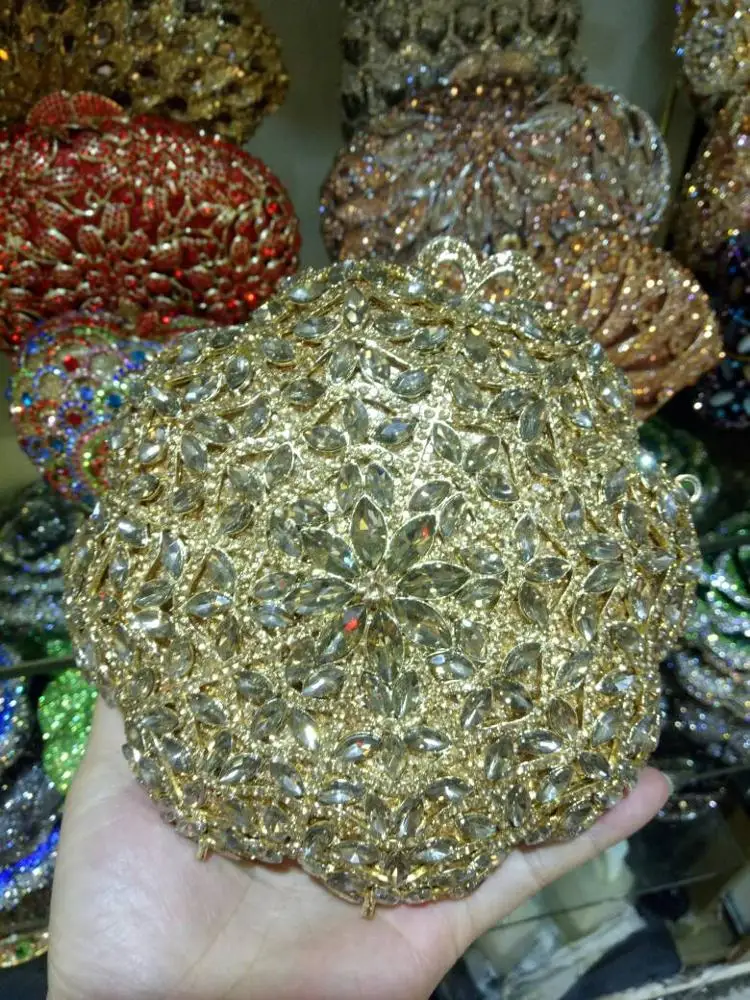 Вечерняя сумка из натуральной кожи с кристаллами Королевского синего цвета DB595