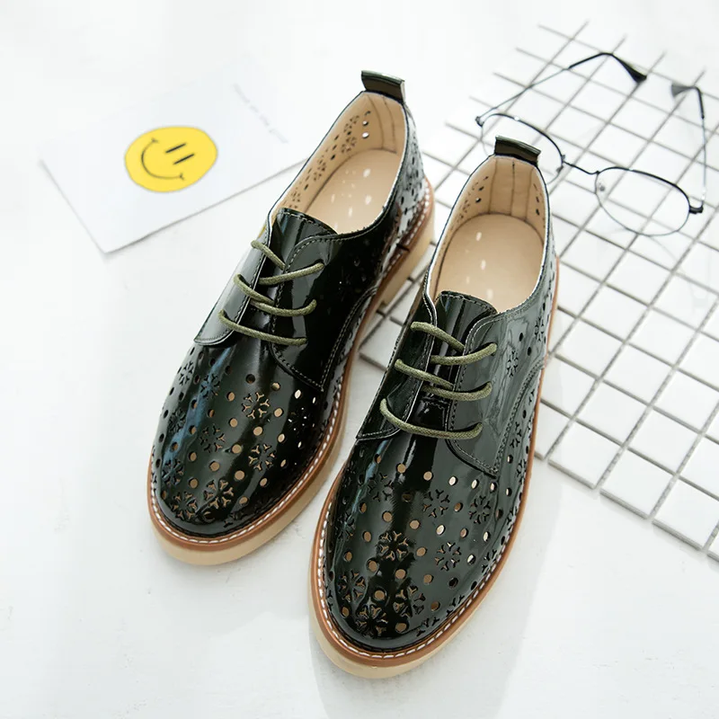 Women Platform Oxfords Brogue Flats Shoes Patent Leather Lace Up Pointed Toe Brand Female Footwear Shoes for women Creepers