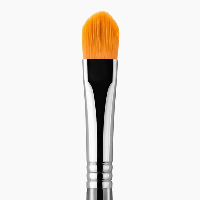 
private label flat concealer brush 