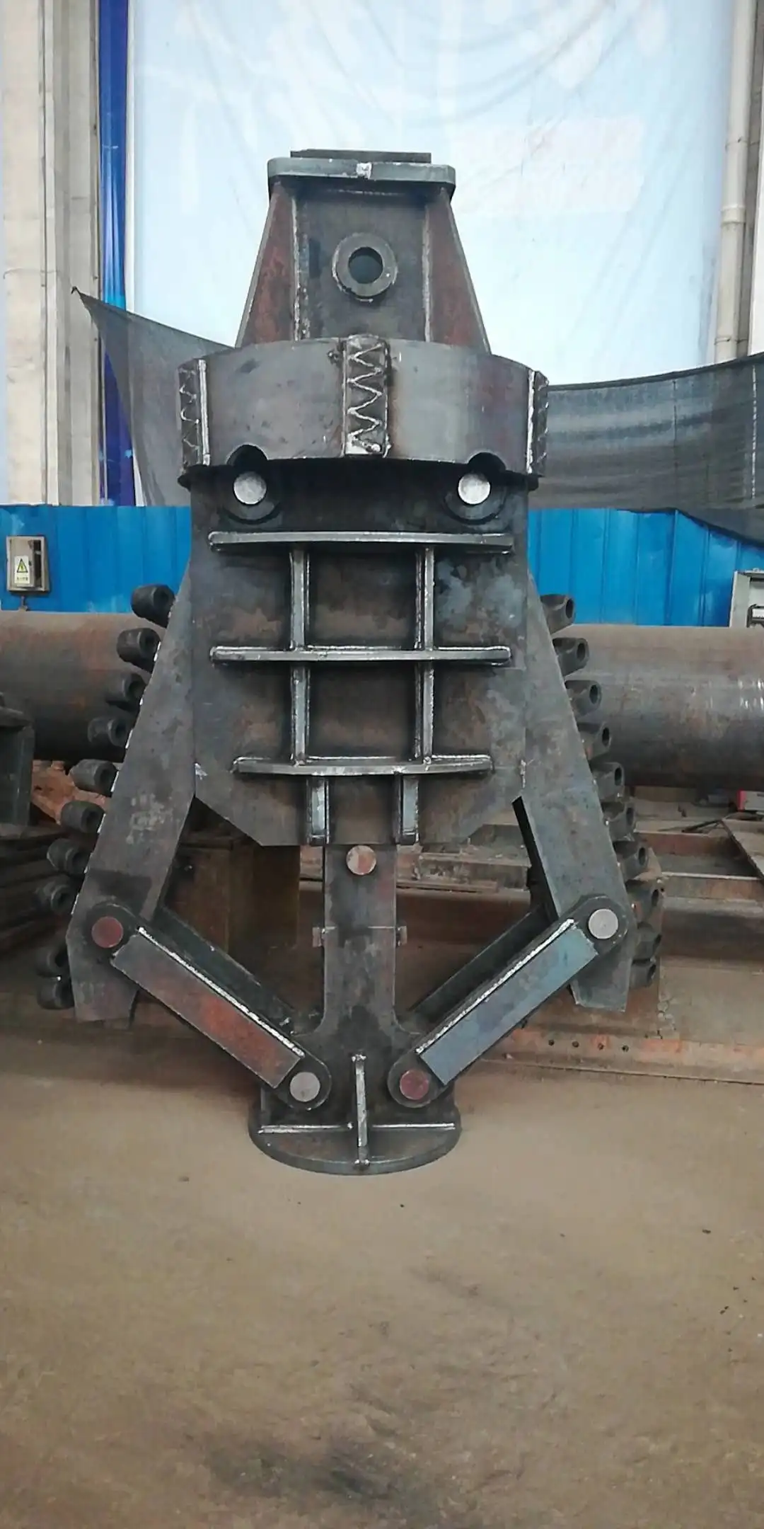Bell bucket drill bucket for pile construction