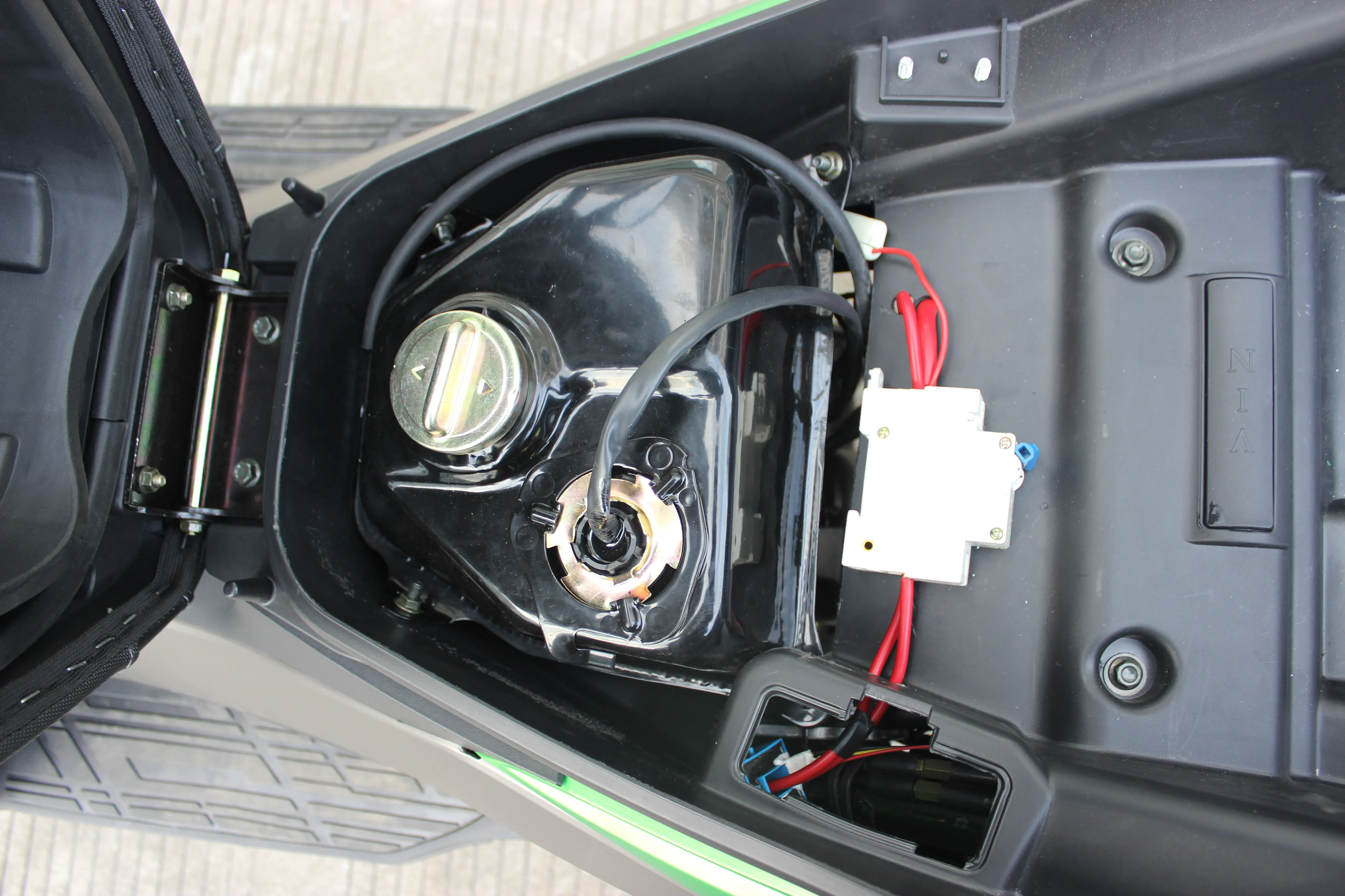 Jiajue 2021 New Developed 125cc Hybrid Maxi scooters