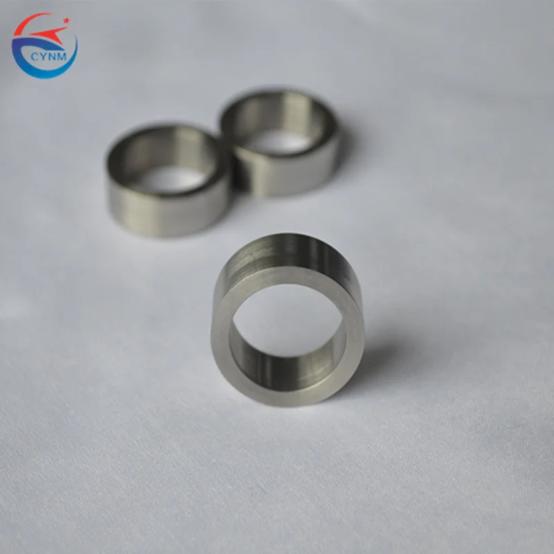 bright smooth Tantalum ring for man Thumbs up