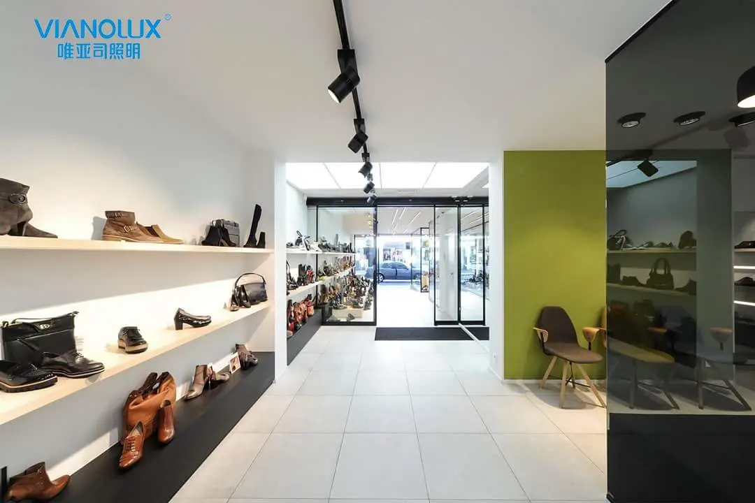 
VIANOLUX LED Track light High Lumen output led track spotlight 20W 28W 110lm/w led rail light for museum art fair 