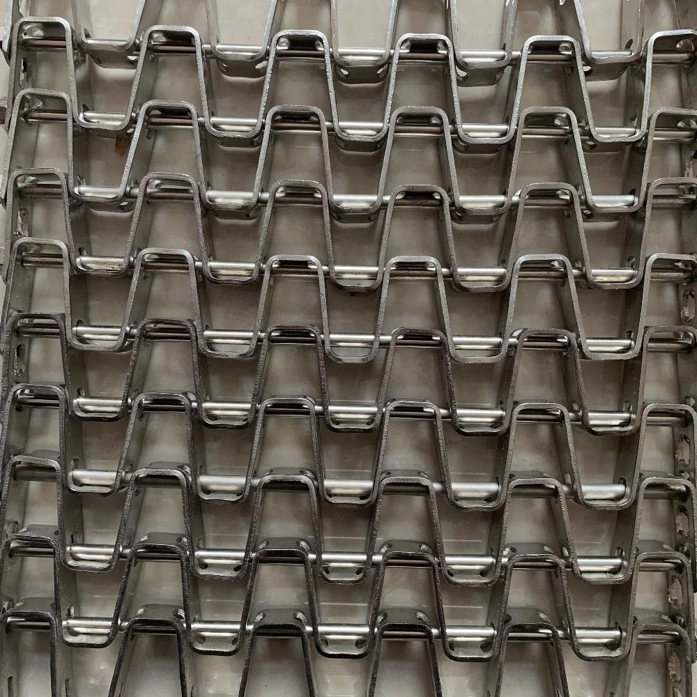 Water channel cleaning ship horseshoe chain conveyor belt