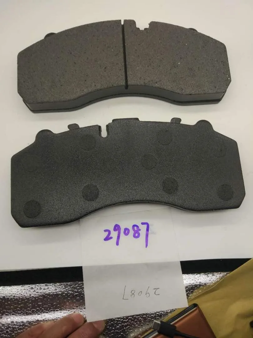 Беспыльная Высокое качество грузовиков тормозные части грузовика все тормозные колодки FORD F150