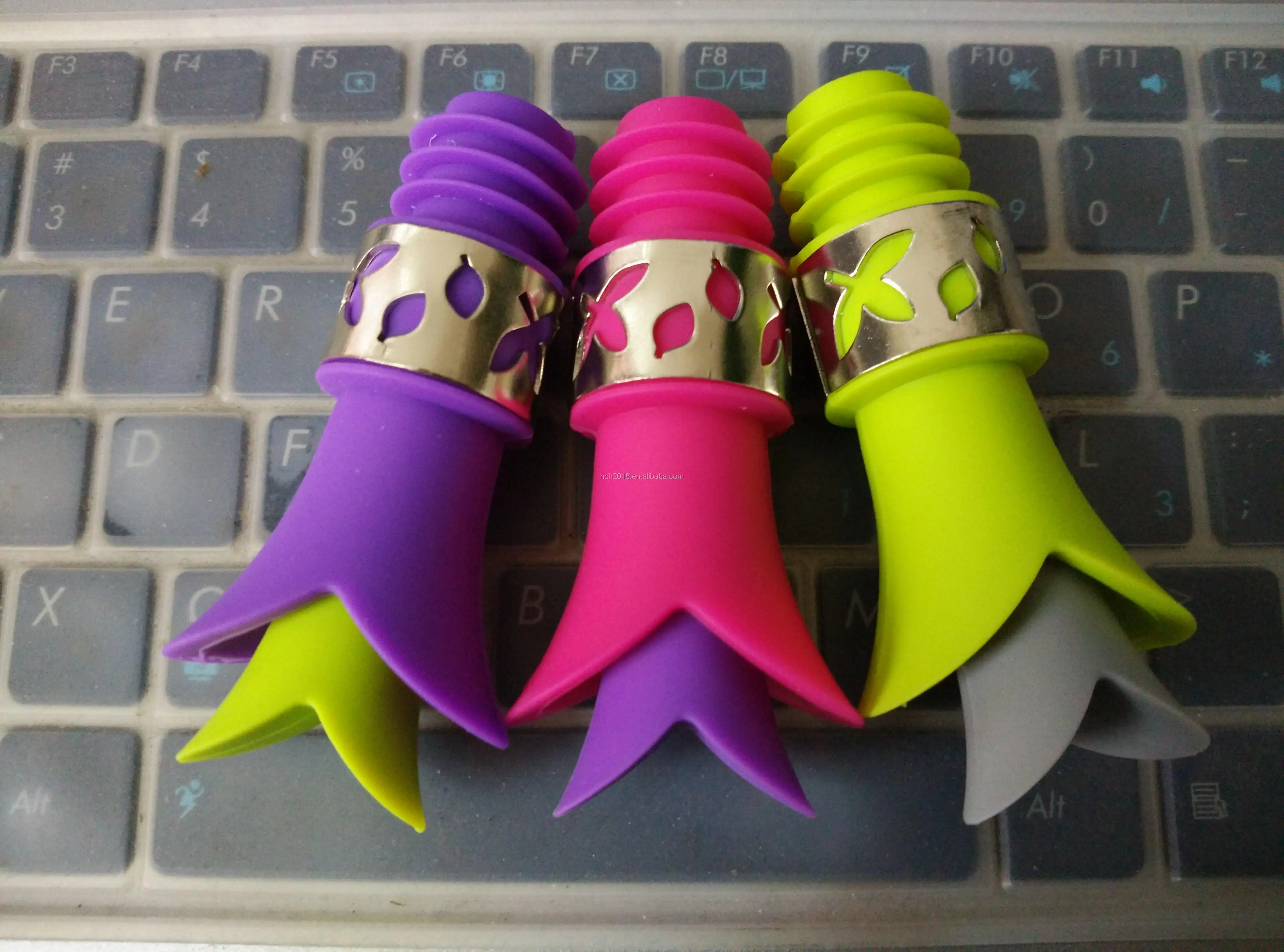 Stock mold red wine bottle plug silicone wine stopper