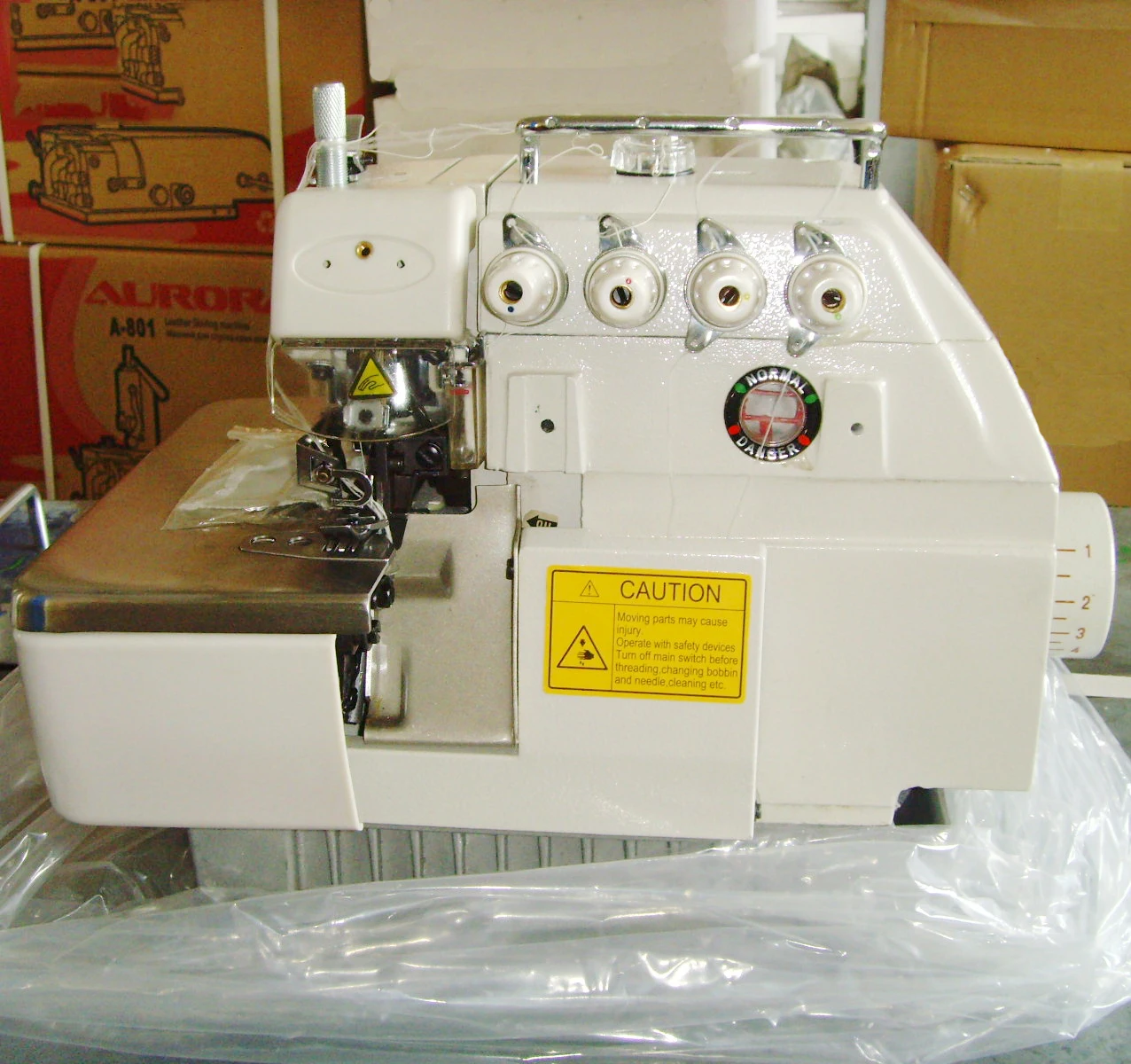  Промышленная швейная машина 747/757 Overlock в