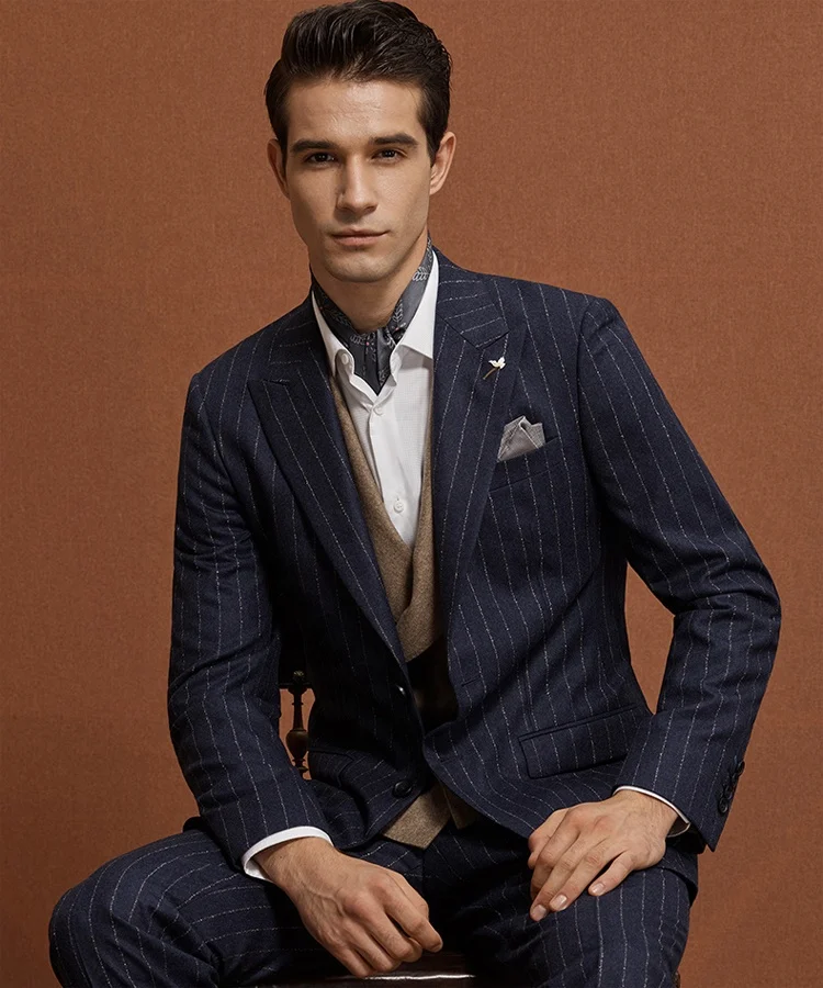 2019 Amazon top sale high quality three piece navy color stripe suit