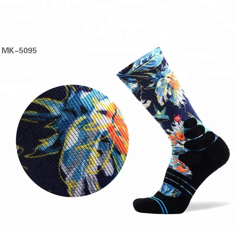 Wholesale Fashion Design Men Combed Cotton Custom Elite Socks