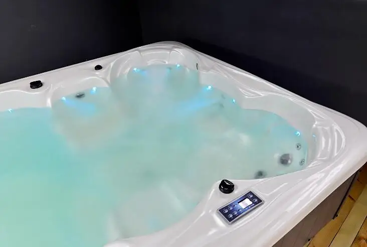 Big Size Outdoor Massage Reasonable Price Balboa Acrylic Freestanding Installation Spa Hot Tub