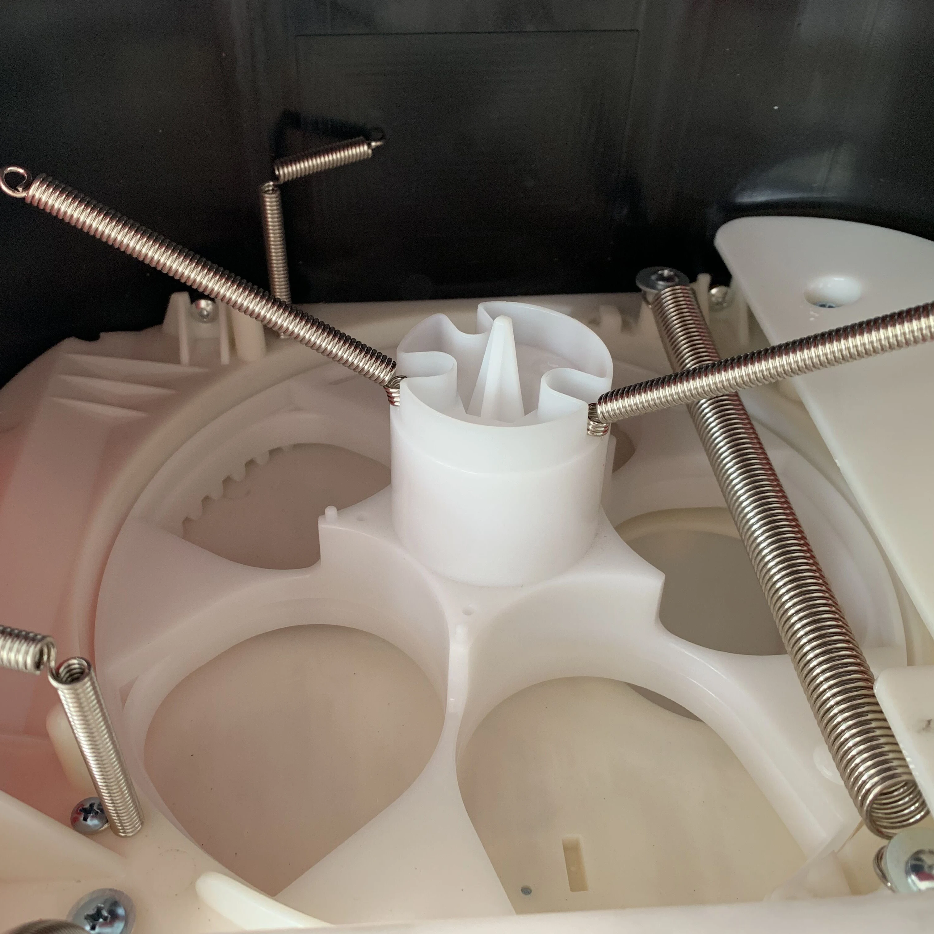 
AUK special capsule toy bouncy ball vending machine 