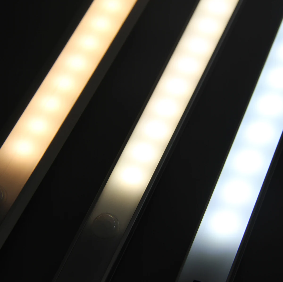 High quality led magnetic cabinet light Battery Powered Security Cabinet Lighting 10 Led Motion Sensor Closet Light