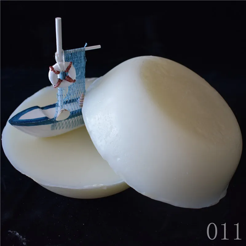 
Beeswax act as wood polish to polish wooden floors, furniture, and cupboard doors 